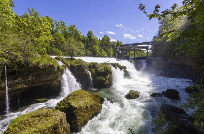 Gerahmter Druck : Fluss Traun, Traunfall, Roitham am Traunfall Gerahmter Druck : Fluss Traun, Traunfall, Roitham am Traunfall
