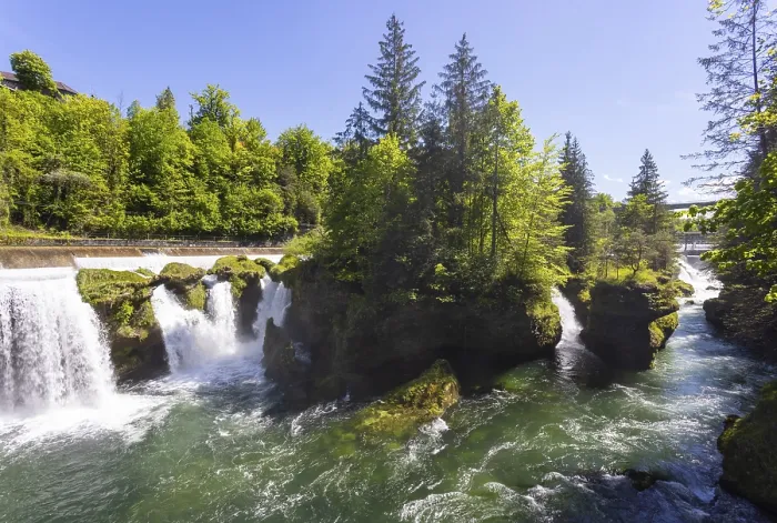 Gerahmter Druck : Fluss Traun, Traunfall, Roitham am Traunfall Gerahmter Druck : Fluss Traun, Traunfall, Roitham am Traunfall