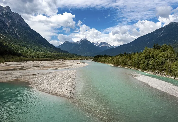Gerahmter Druck : Lech-Ufer, Landschaft am Lech. Gerahmter Druck : Lech-Ufer, Landschaft am Lech.