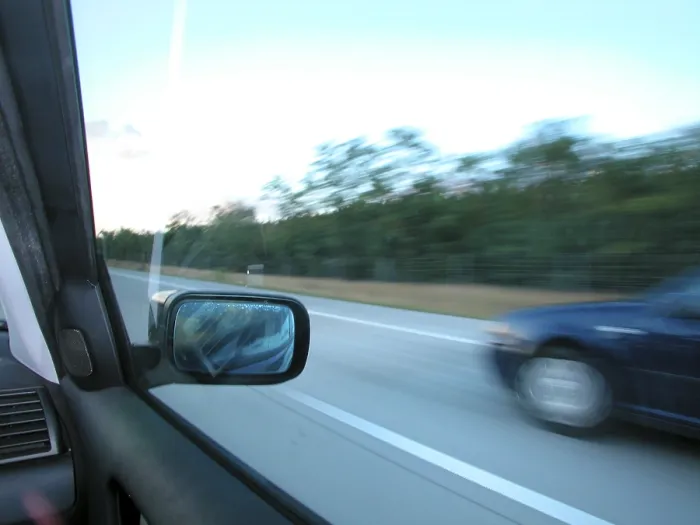 Gerahmter Druck : Auf der Autobahn fahren. Gerahmter Druck : Auf der Autobahn fahren.