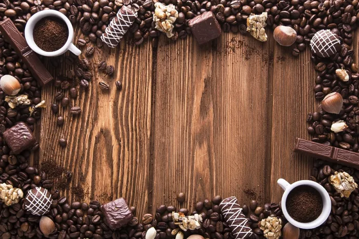 Gerahmter Druck : Geröstete Kaffeebohnen, Schokolade. Gerahmter Druck : Geröstete Kaffeebohnen, Schokolade.