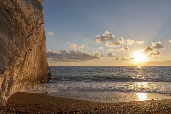 Gerahmter Druck : Der Felsen der Aphrodite im Abendlicht, Zypern. Gerahmter Druck : Der Felsen der Aphrodite im Abendlicht, Zypern.