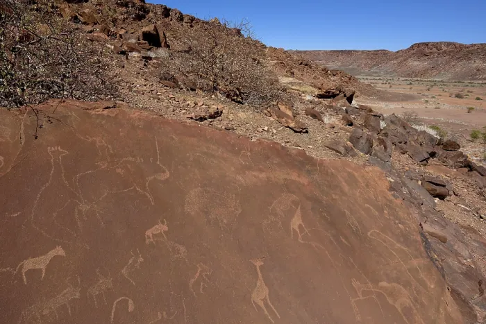 Gerahmter Druck : Felsritzungen, Twyfelfontein Gerahmter Druck : Felsritzungen, Twyfelfontein