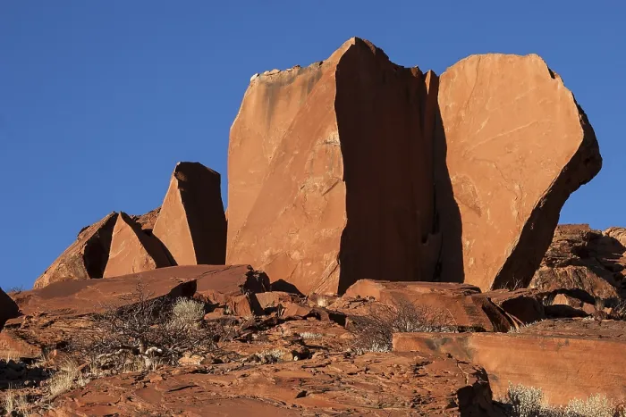 Gerahmter Druck : Felsformationen, Twyfelfontein, Namibia. Gerahmter Druck : Felsformationen, Twyfelfontein, Namibia.
