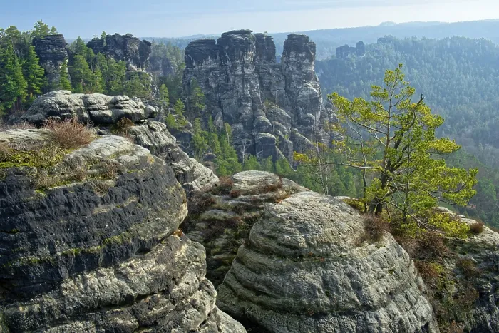 Gerahmter Druck : Felsformationen, Aussicht vom Ferdinandstein. Gerahmter Druck : Felsformationen, Aussicht vom Ferdinandstein.