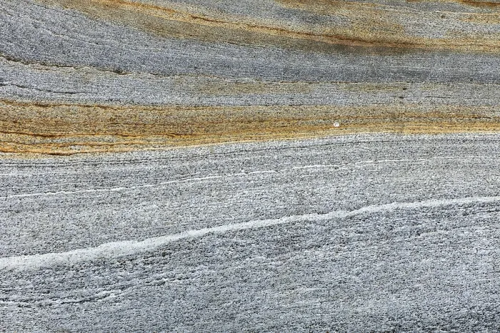 Gerahmter Druck : Felsformationen im Verzasca-Fluss. Gerahmter Druck : Felsformationen im Verzasca-Fluss.