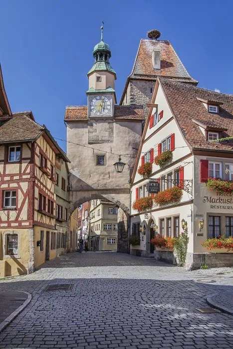 Gerahmter Druck : Roderbogen und Markusturm Gerahmter Druck : Roderbogen und Markusturm