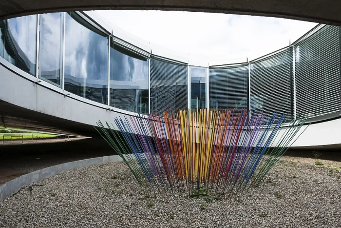 Gerahmter Druck : Rolex Learning Centre, Architekten von SANAA. Gerahmter Druck : Rolex Learning Centre, Architekten von SANAA.