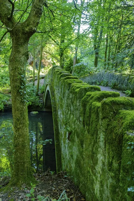 Gerahmter Druck : Romantische Szene eines alten Steinbrücke. Gerahmter Druck : Romantische Szene eines alten Steinbrücke.