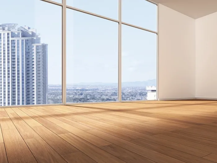 Gerahmter Druck : Leeres Zimmer vor einem Skyline. Gerahmter Druck : Leeres Zimmer vor einem Skyline.