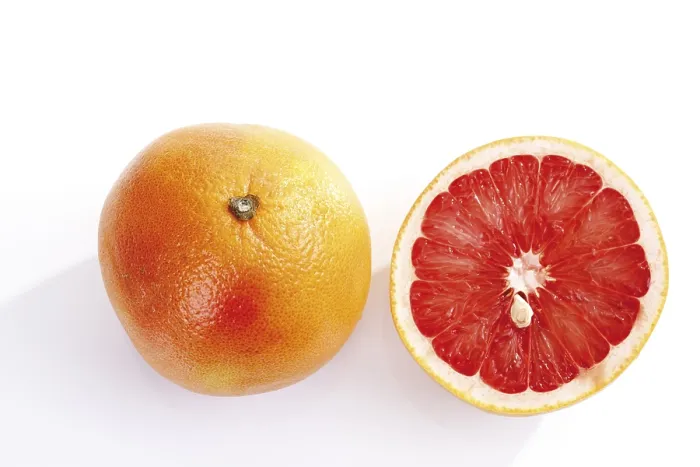 Gerahmter Druck : Rubinrote Grapefrüchte (Citrus x paradisi) Gerahmter Druck : Rubinrote Grapefrüchte (Citrus x paradisi)