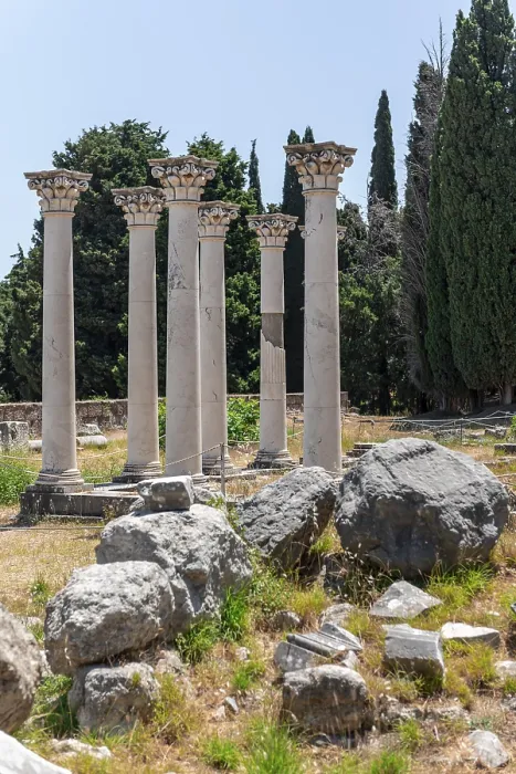 Gerahmter Druck : Ruinen mit Säulen, Ehemalige Tempel. Gerahmter Druck : Ruinen mit Säulen, Ehemalige Tempel.