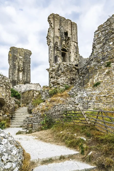 Gerahmter Druck : Ruinen von Corfe Castle, Wareham Gerahmter Druck : Ruinen von Corfe Castle, Wareham