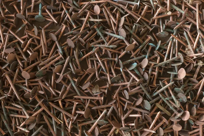 Gerahmter Druck : Rostige Kupfernägel Gerahmter Druck : Rostige Kupfernägel