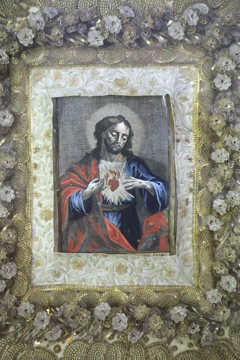 Gerahmter Druck : Heiligenherz-Bild im Inneren. Gerahmter Druck : Heiligenherz-Bild im Inneren.