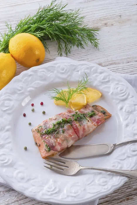 Gerahmter Druck : Lachs in der Speckjacke Gerahmter Druck : Lachs in der Speckjacke