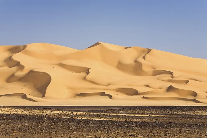Gerahmter Druck : Dünen im Libyschen Wüstengebiet. Gerahmter Druck : Dünen im Libyschen Wüstengebiet.