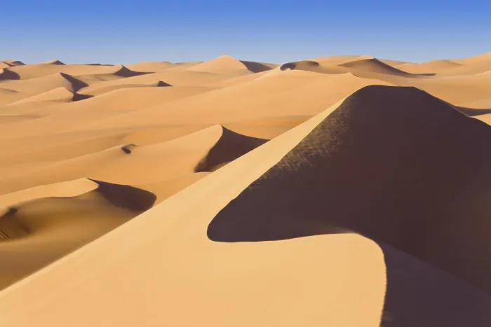 Gerahmter Druck : Dünen im Libyschen Wüstengebiet. Gerahmter Druck : Dünen im Libyschen Wüstengebiet.