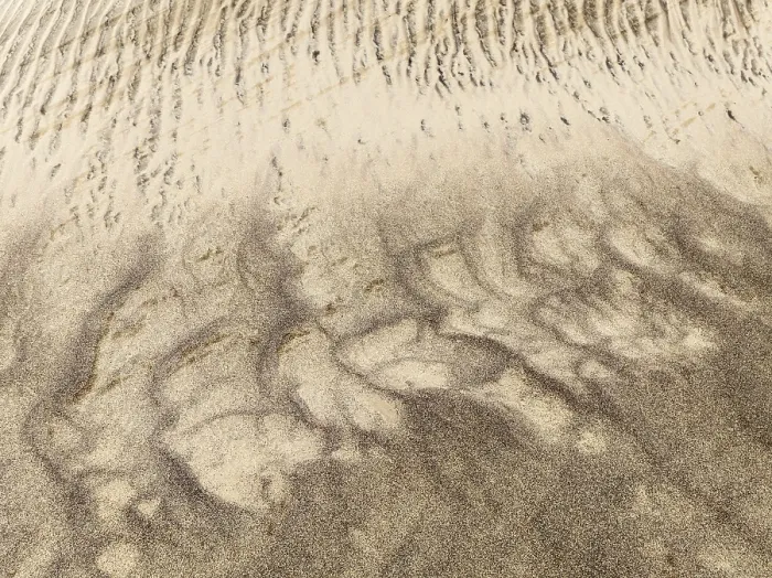 Gerahmter Druck : Muster aus Sand im Namib-Wüsten. Gerahmter Druck : Muster aus Sand im Namib-Wüsten.