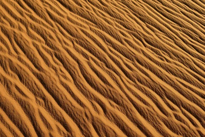 Gerahmter Druck : Sandwellen, Textur auf einer Dünen. Gerahmter Druck : Sandwellen, Textur auf einer Dünen.