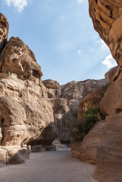 Gerahmter Druck : Sandsteinfelsen im Siq-Tal Gerahmter Druck : Sandsteinfelsen im Siq-Tal