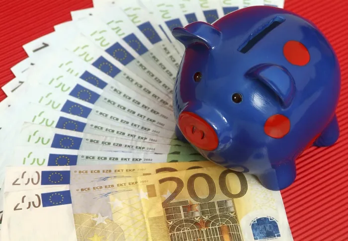 Gerahmter Druck : Sparen von Geld Gerahmter Druck : Sparen von Geld