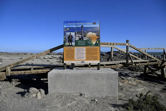 Gerahmter Druck : Schautafel nahe dem Dias Point oder Diaz Point. Gerahmter Druck : Schautafel nahe dem Dias Point oder Diaz Point.