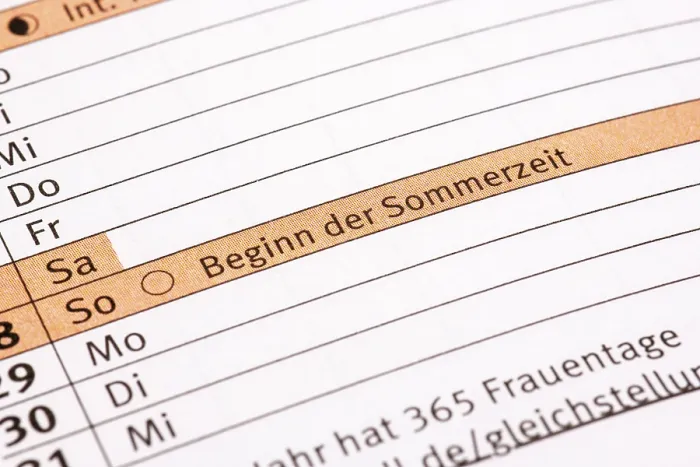 Gerahmter Druck : Zeitplan, Beginn Sommerzeit, Deutschland. Gerahmter Druck : Zeitplan, Beginn Sommerzeit, Deutschland.