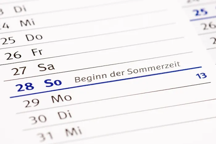 Gerahmter Druck : Zeitplan, Beginn Sommerzeit, Deutschland. Gerahmter Druck : Zeitplan, Beginn Sommerzeit, Deutschland.