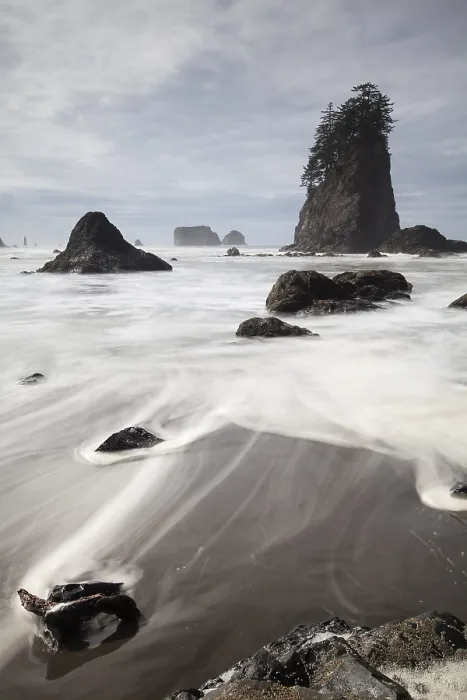 Gerahmter Druck : Felsformation im Second Beach in Olympic National Park. Gerahmter Druck : Felsformation im Second Beach in Olympic National Park.