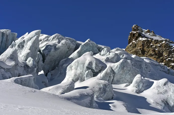 Gerahmter Druck : Firnspitzen auf dem Feegletscher, Saas-Fee. Gerahmter Druck : Firnspitzen auf dem Feegletscher, Saas-Fee.