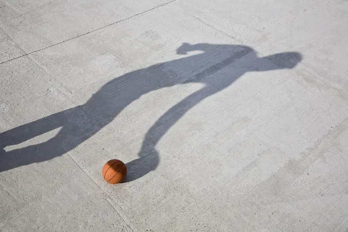 Gerahmter Druck : Schauspiel mit dem Basketball. Gerahmter Druck : Schauspiel mit dem Basketball.