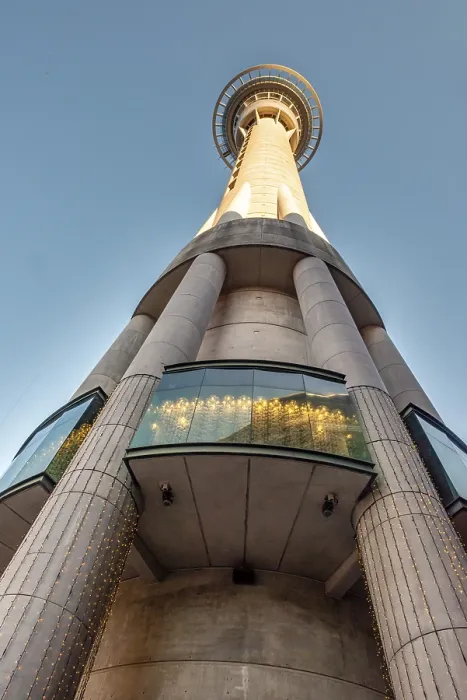 Gerahmter Druck : Sky Tower, Vogelperspektive Gerahmter Druck : Sky Tower, Vogelperspektive