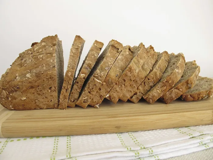 Gerahmter Druck : Geschnittenes Brot. Gerahmter Druck : Geschnittenes Brot.