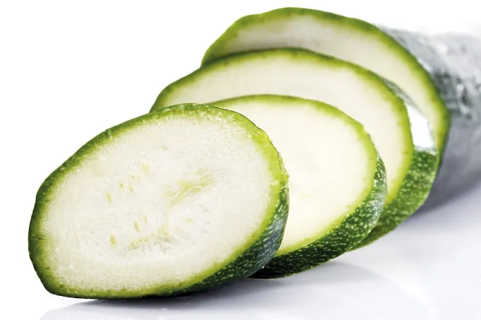 Gerahmter Druck : Zucchinische Scheiben Gerahmter Druck : Zucchinische Scheiben