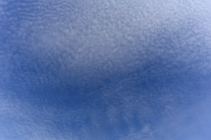 Gerahmter Druck : Kleine weiche Wolken, Cirrocumulus. Gerahmter Druck : Kleine weiche Wolken, Cirrocumulus.