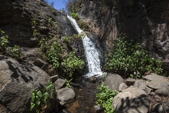 Gerahmter Druck : Kleiner Wasserfall im Barranco de los Cernicalos. Gerahmter Druck : Kleiner Wasserfall im Barranco de los Cernicalos.