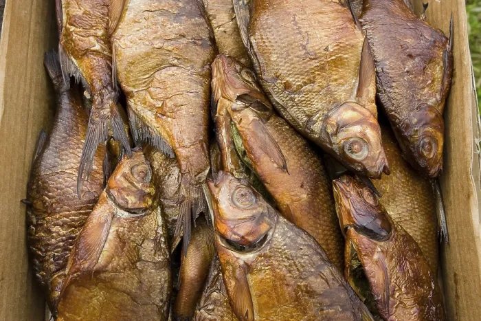 Gerahmter Druck : Geräucherter Fisch. Gerahmter Druck : Geräucherter Fisch.