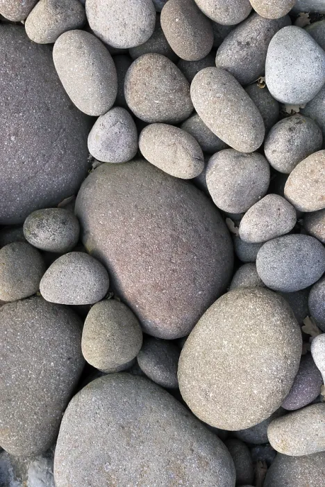 Gerahmter Druck : Glatter Kies aus dem Isar-Fluss. Gerahmter Druck : Glatter Kies aus dem Isar-Fluss.