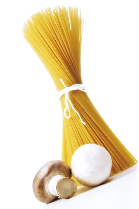 Gerahmter Druck : Spaghetti und Pilze Gerahmter Druck : Spaghetti und Pilze
