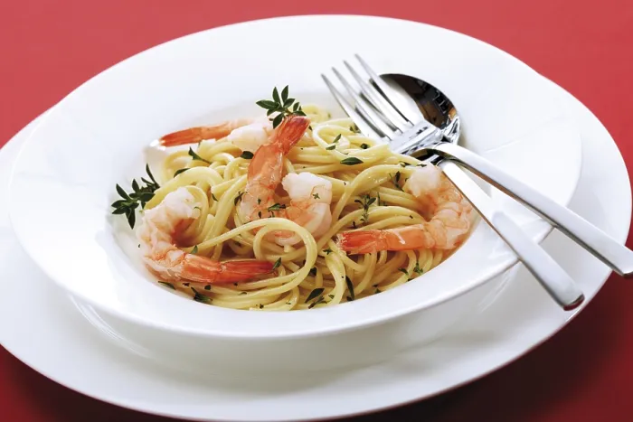 Gerahmter Druck : Spaghetti und Garnelen Gerahmter Druck : Spaghetti und Garnelen