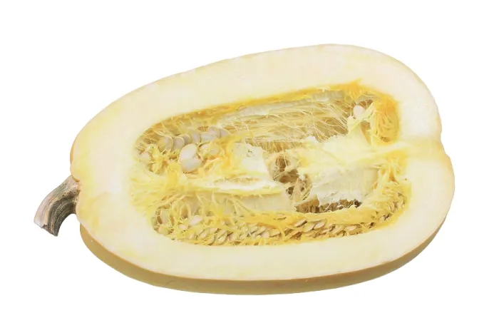 Gerahmter Druck : Spaghettisquash, mit Pulp und Samen geschnitten. Gerahmter Druck : Spaghettisquash, mit Pulp und Samen geschnitten.