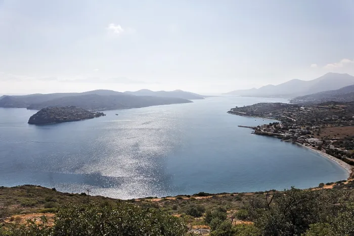 Gerahmter Druck : Insel Spinalonga, Bucht von Spinalonga Gerahmter Druck : Insel Spinalonga, Bucht von Spinalonga