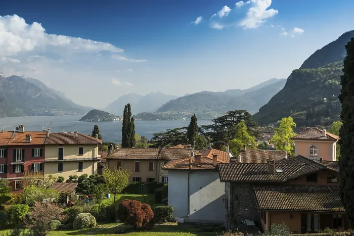 Gerahmter Druck : Frühling, Menaggio, Provinz Como Gerahmter Druck : Frühling, Menaggio, Provinz Como