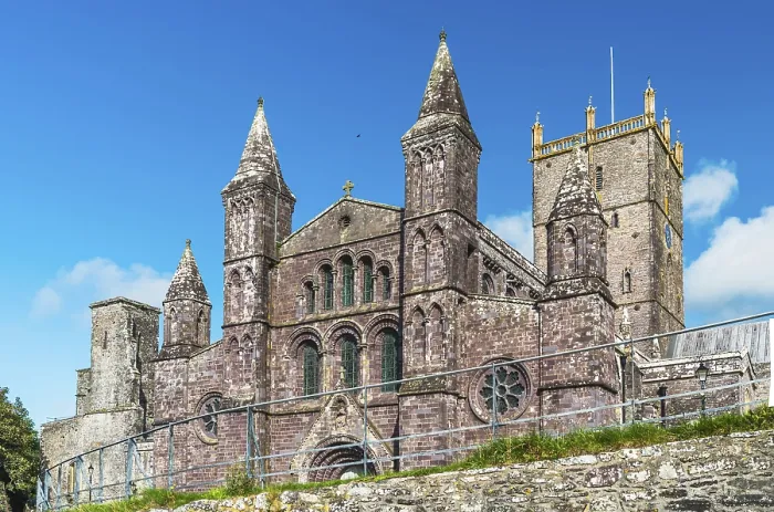 Gerahmter Druck : St Davids Cathedral, St Davids Gerahmter Druck : St Davids Cathedral, St Davids