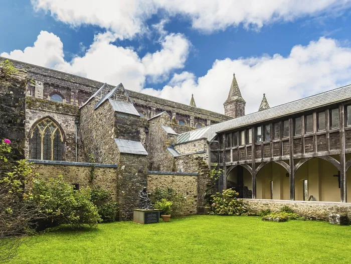 Gerahmter Druck : St Davids Cathedral, St Davids Gerahmter Druck : St Davids Cathedral, St Davids
