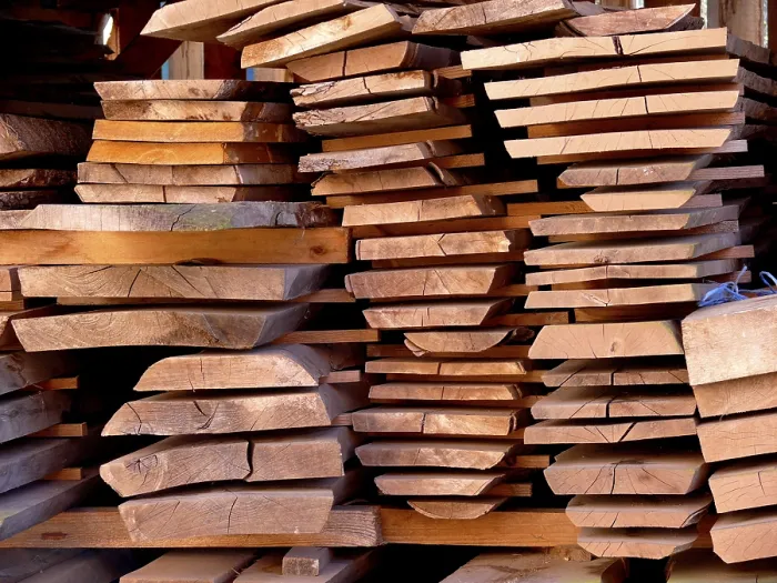 Gerahmter Druck : Holzstapel aus der Sägerei Gerahmter Druck : Holzstapel aus der Sägerei