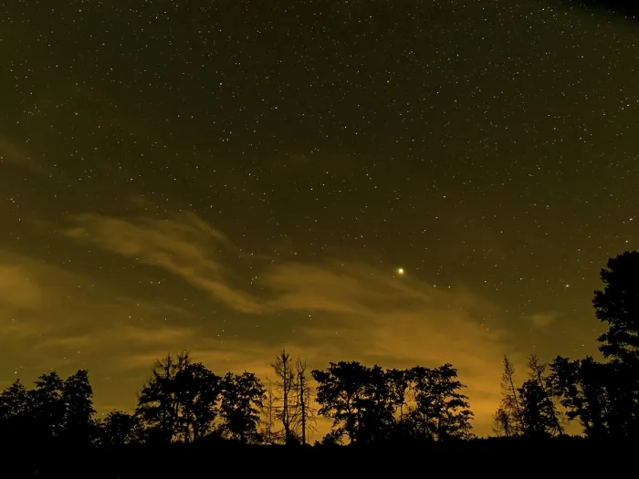 Gerahmter Druck : Himmelsbild mit dem Planeten Jupiter. Gerahmter Druck : Himmelsbild mit dem Planeten Jupiter.