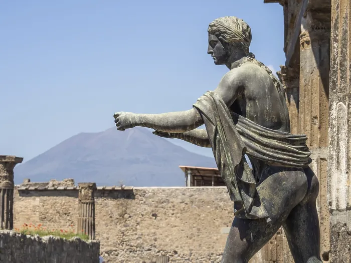 Gerahmter Druck : Statue von Apollo, Tempel des Apollon Gerahmter Druck : Statue von Apollo, Tempel des Apollon