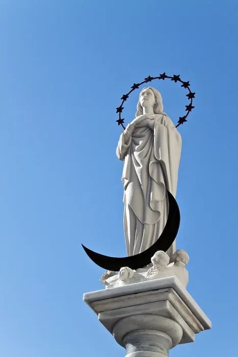 Gerahmter Druck : Statue der Seligen Jungfrau Maria Gerahmter Druck : Statue der Seligen Jungfrau Maria